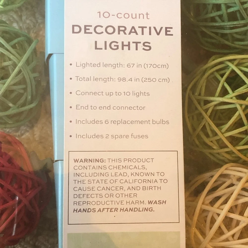 Rattan woven decorative string lights 10 bulbs NWT